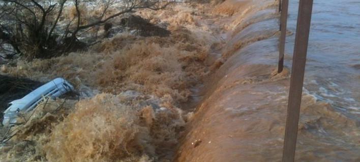 ΦΩΤΟ-Βιβλική καταστροφή στη Θεσσαλονίκη