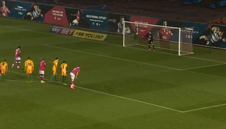 Περπάτησε μέχρι το… πέναλτι – ΒΙΝΤΕΟ