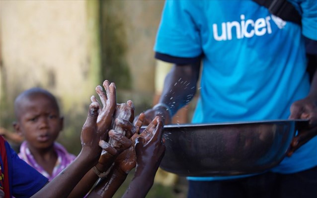500 εκατ. δολάρια ζητά η UNICEF για τον Έμπολα