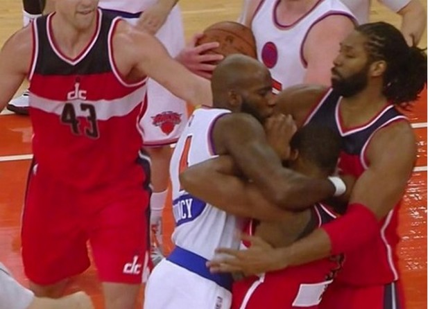 Ξύλο και στο τέλος… Ουίζαρντς – ΒΙΝΤΕΟ