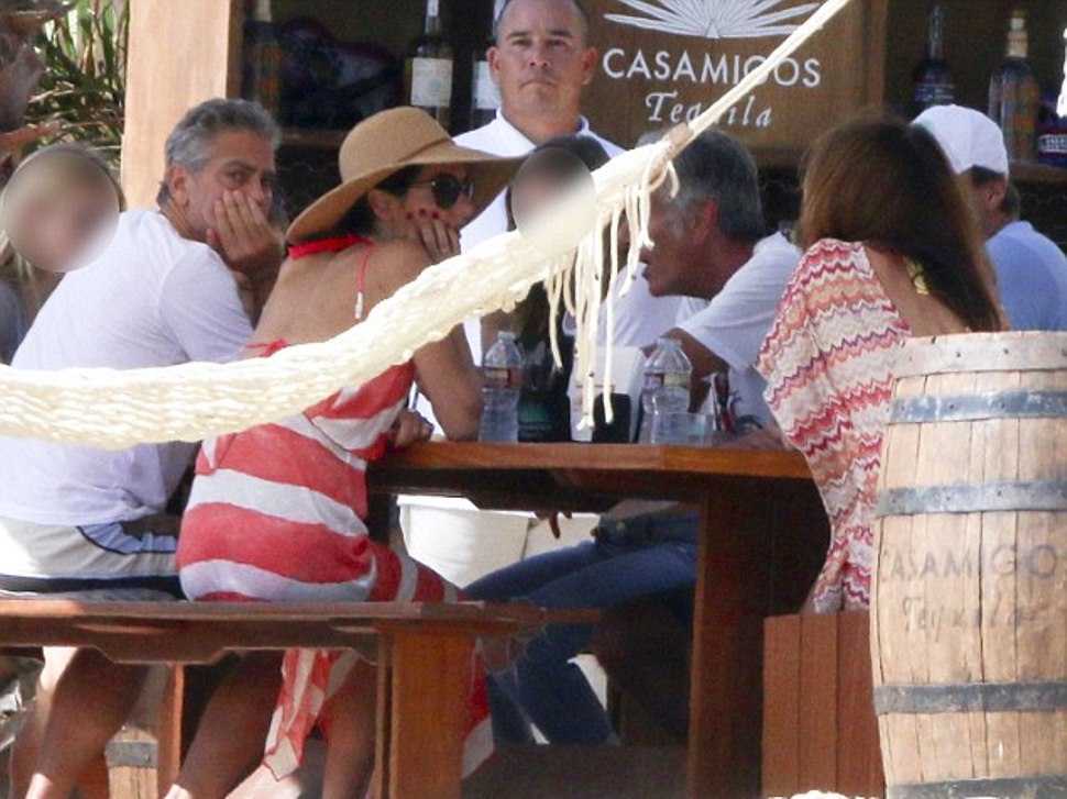 Οι Χριστουγεννιάτικες διακοπές του ζεύγους Κλούνεϊ – ΦΩΤΟ