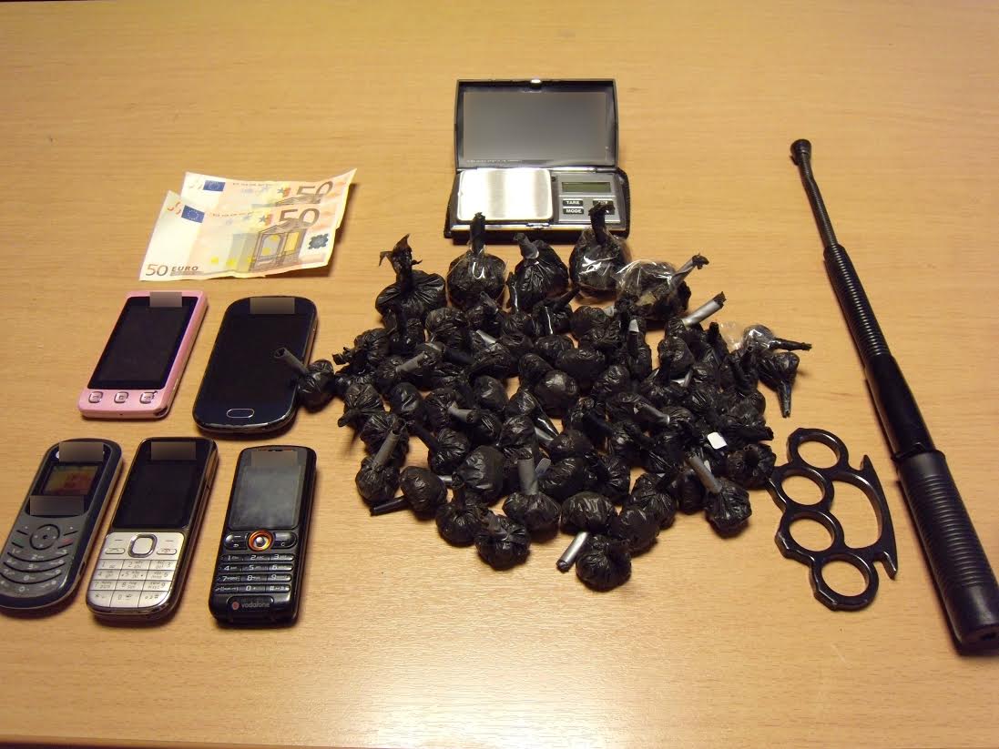 “Πρόλαβαν” 71 δέματα ηρωίνης για στέκια τοξικομανών – ΦΩΤΟ