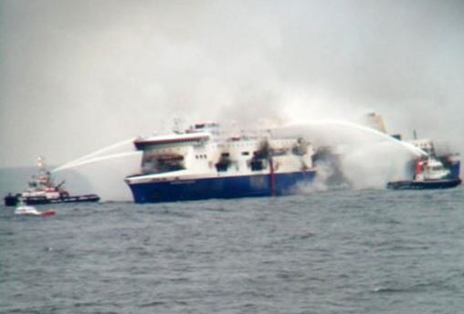 Παπούλιας: Οδύνη για τις χαμένες ζωές του Norman Atlantic