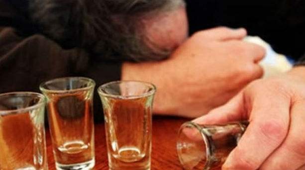 Πως να προστατευτείτε από τις “μπόμπες” ποτά στις γιορτές