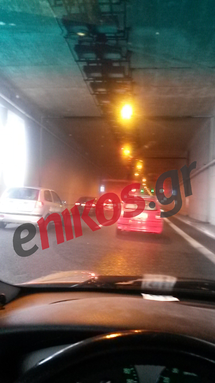 ΤΩΡΑ-ΦΩΤΟ-Απροσπέλαστη η Αττική Οδός