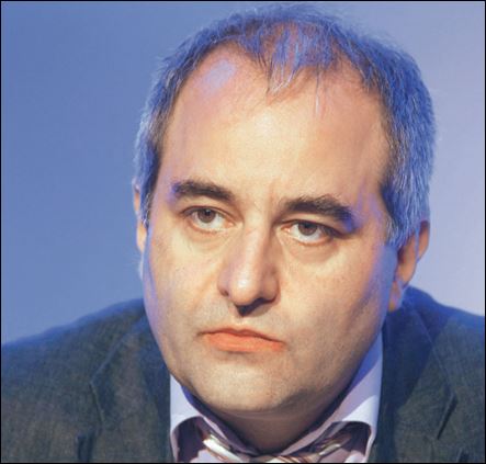 Παραιτήθηκε για να πολιτευτεί