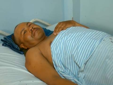 Επέζησε με ένα μαχαίρι καρφωμένο στο κεφάλι του – ΦΩΤΟ