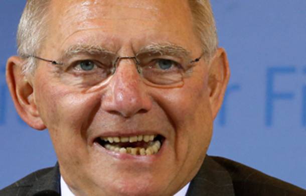 Σόιμπλε: Καλή η απόφαση για επίσπευση της προεδρικής εκλογής