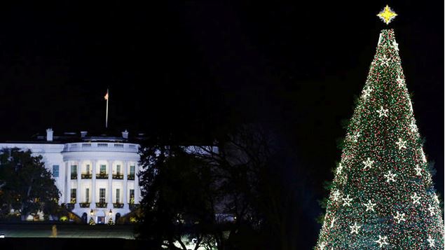 ΒΙΝΤΕΟ-ΦΩΤΟ-Η οικογένεια Ομπάμα άναψε το χριστουγεννιάτικο δέντρο στην Ουάσιγκτον