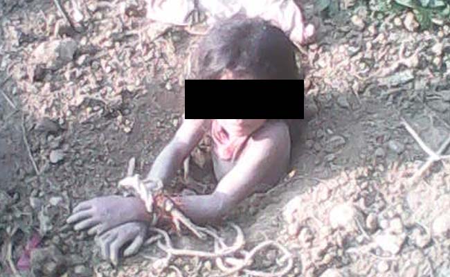 Σοκ – Έθαψε ζωντανή την κόρη του γιατί ήθελε γιο – ΦΩΤΟ