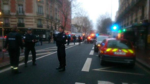 Νεκρή η γυναίκα που πυροβολήθηκε το πρωί στο Παρίσι – ΒΙΝΤΕΟ