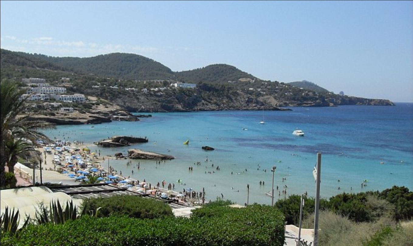 Τραγική πρόταση γάμου σε βράχο της Ίμπιζα