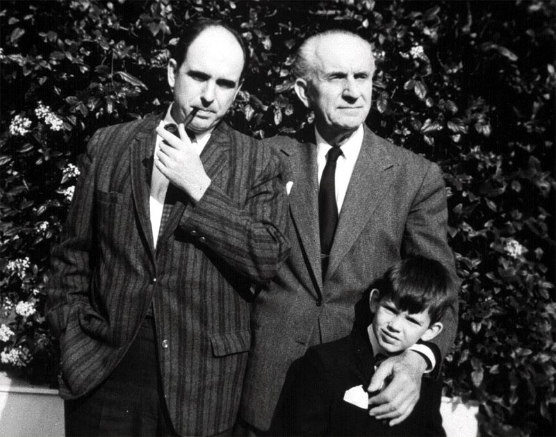 Βουλή χωρίς Παπανδρέου μετά από έναν αιώνα