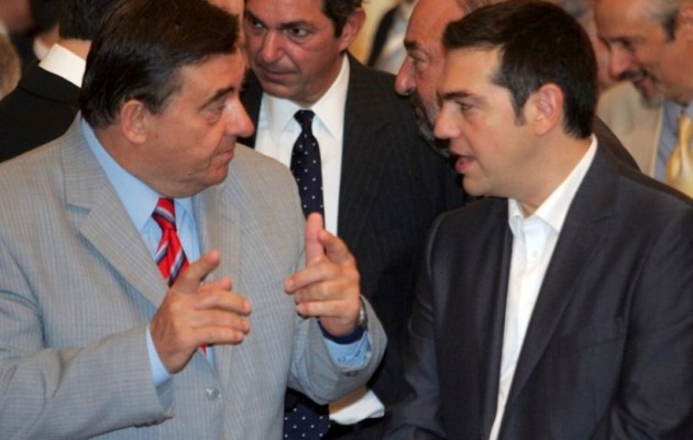 Καρατζαφέρης: Θέλω να βαφτίσω το παιδί του Τσίπρα