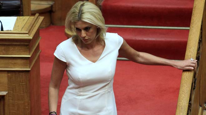 Άννα Καραμανλή: Η Ραχήλ Μακρή είπε το ανέκδοτο της ημέρας