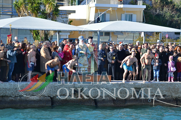 Με λαμπρότητα η εορτή των Θεοφανείων στο Κατάκολο – ΦΩΤΟ – ΒΙΝΤΕΟ