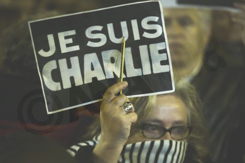 Διαδηλώσεις για την τρομοκρατία σε όλο το Παρίσι