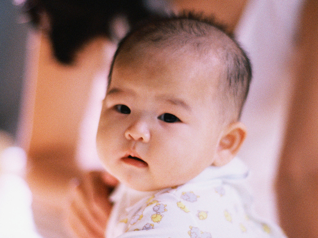 Ιαπωνία – Μείωση ρεκόρ των γεννήσεων το 2014