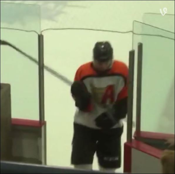 Ο πιο αφηρημένος παίκτης του χόκεϊ – ΒΙΝΤΕΟ