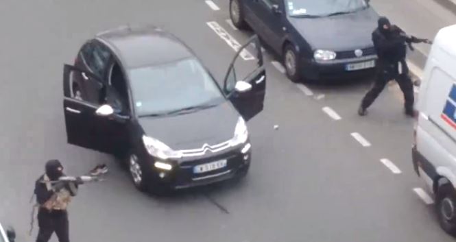 Γάλλοι οι δράστες της επίθεσης στο περιοδικό Charlie Hebdo