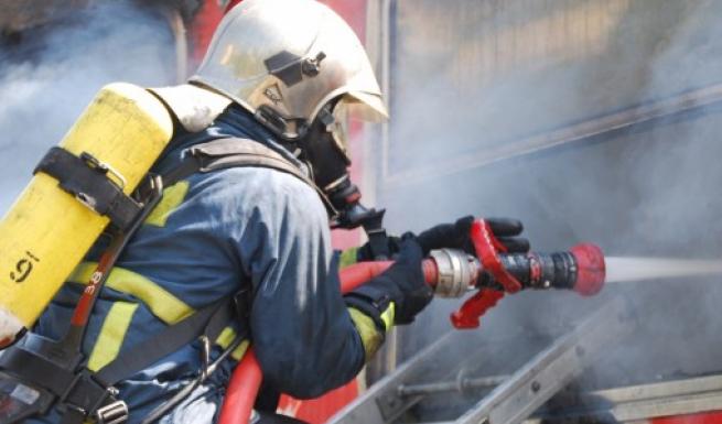 Φωτιά σε αυτοκίνητο τα ξημερώματα