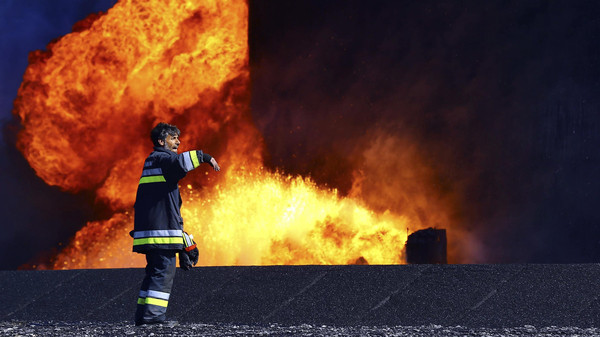 Κατασβέστηκε η πυρκαγιά μετά από 9 μέρες σε δεξαμενές πετρελαίου στο Ες Σίντερ