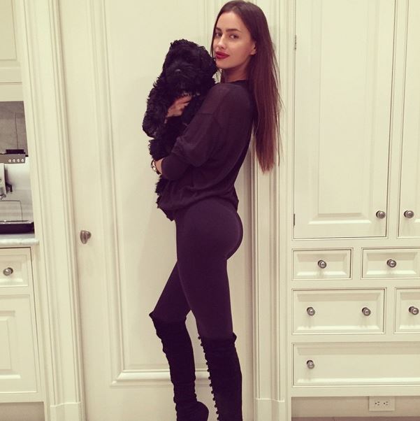 H Iρίνα Σάικ γιορτάζει τα γενέθλιά της φορώντας μαγιό – ΦΩΤΟ