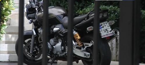 Η ρετρό “χιλιάρα” του Βαρουφάκη – ΦΩΤΟ