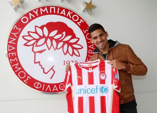 Ανακοίνωσε Χάρα ο Ολυμπιακός