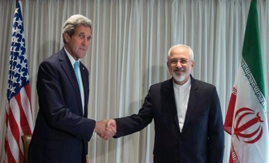 Συνάντηση Κέρι με τον Ιρανό ομόλογό του στο Νταβός