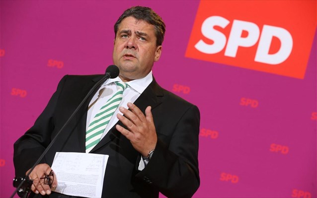 Γκάμπριελ: Το Βερολίνο επιθυμεί την παραμονή της Ελλάδας στην ευρωζώνη