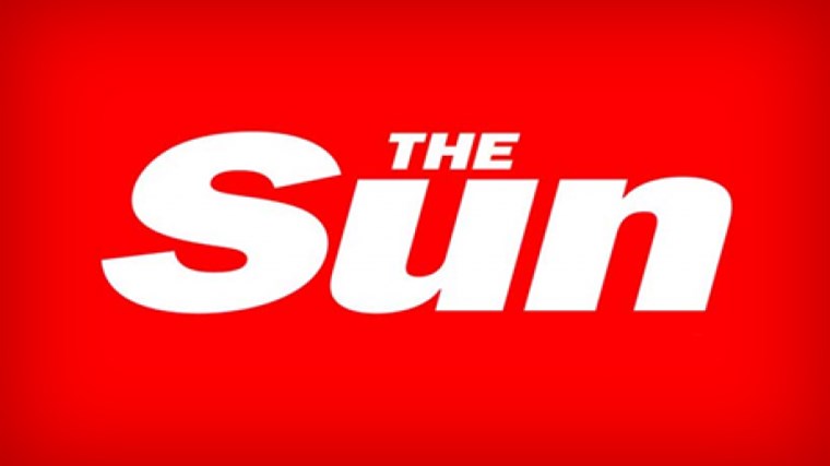 Τέλος οι γυμνόστηθες στη «Sun»