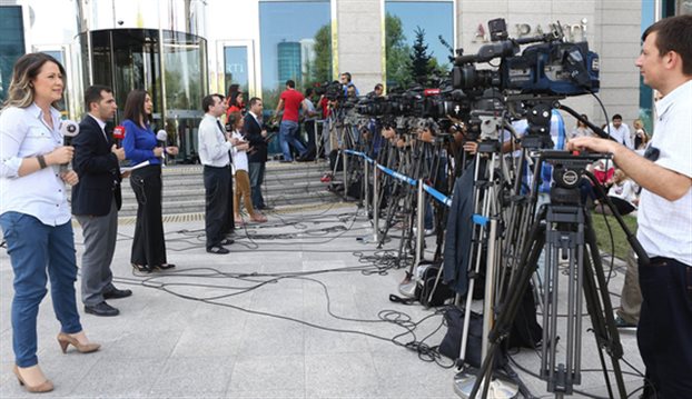 Τα βλέμματα στραμμένα στην Αθήνα