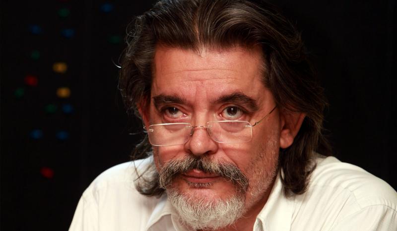 Ο Στάθης μιλά στον Μάνο Τσιλιμίδη για το Charlie Hebdo