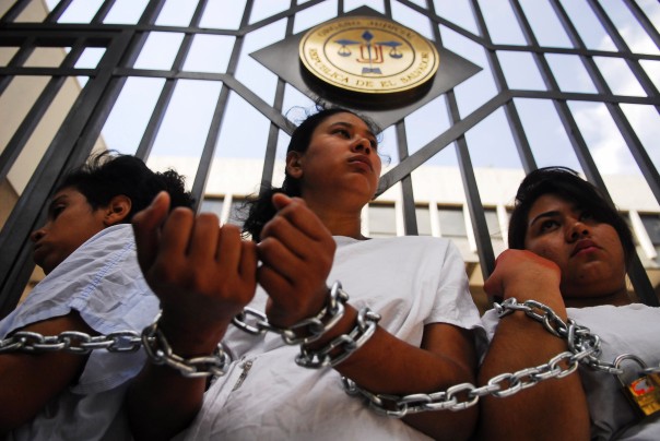 Έμεινε 7 χρόνια στη φυλακή επειδή… πέθανε το νεογέννητο μωρό της