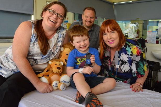 Σε 4χρονο με διαβήτη το πρώτο τεχνητό πάγκρεας – ΒΙΝΤΕΟ