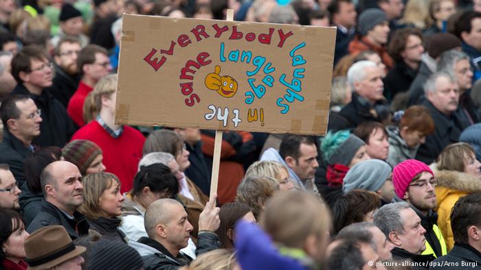 35.000 Γερμανοί συμμετείχαν σε διαδήλωση κατά του ρατσισμού – ΦΩΤΟ