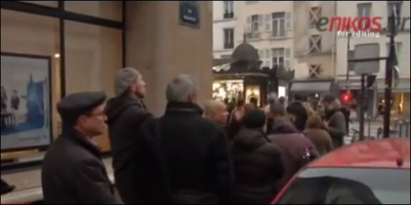 Ανάρπαστο το νέο τεύχος του Charlie Hebdo – ΒΙΝΤΕΟ