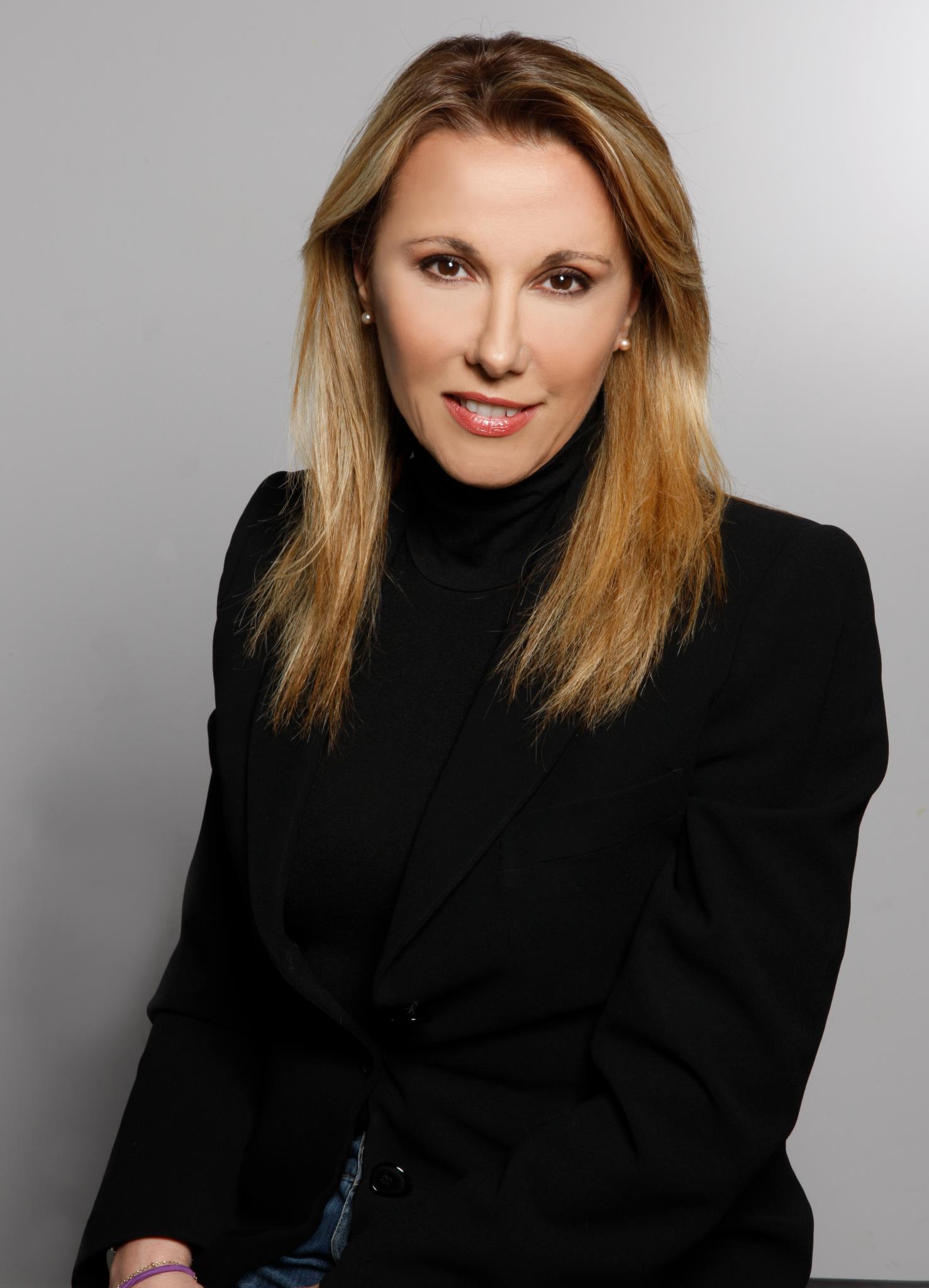 Αθηνά Δρέττα: Εμπιστευτείτε τις γυναίκες