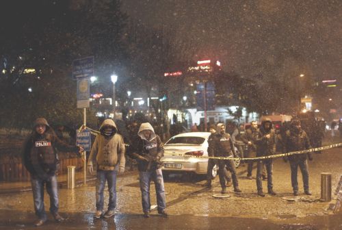 Δεν είναι σαφές αν η καμικάζι συνδέεται με κάποια οργάνωση