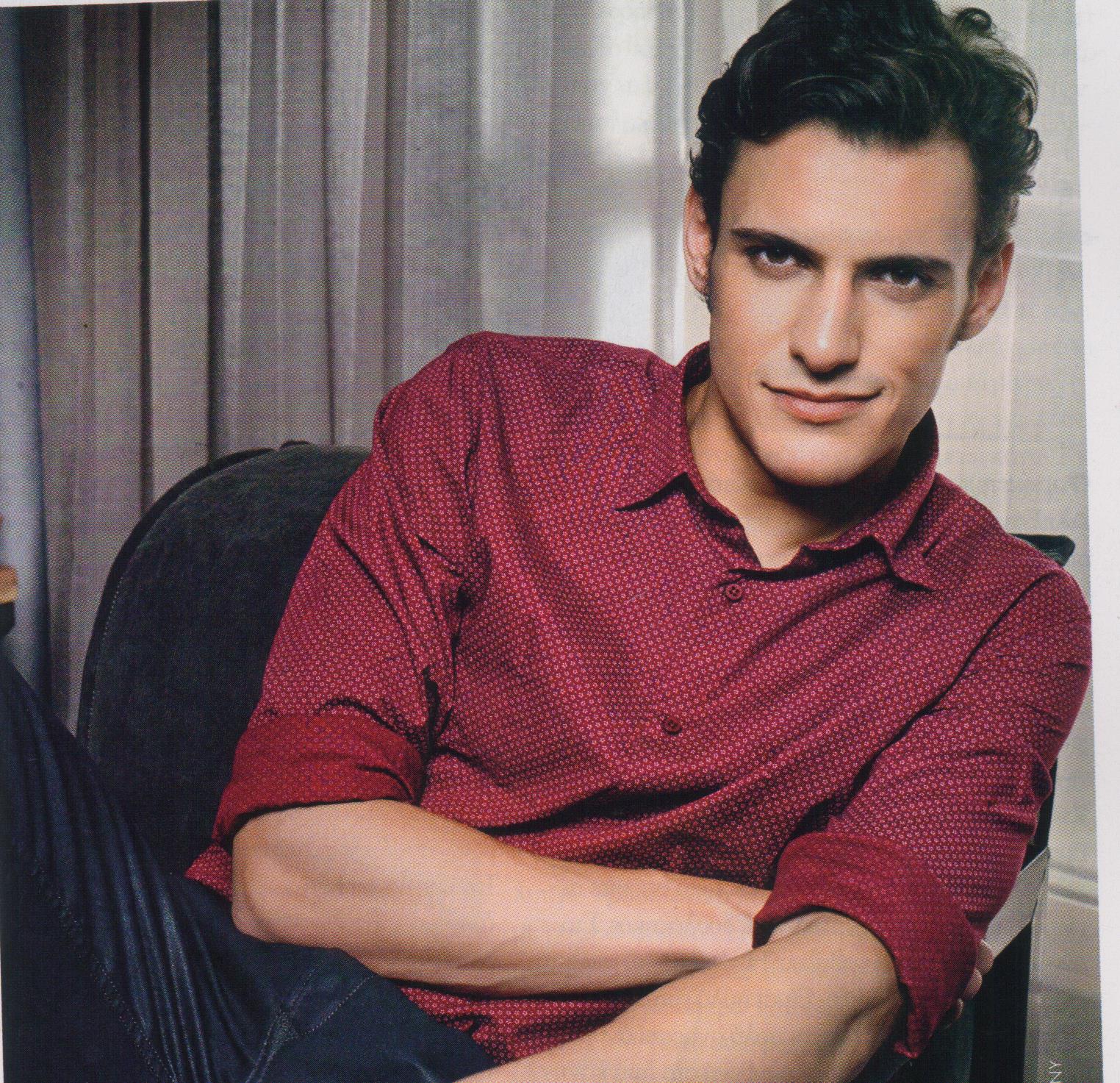 “Μικρός έπαιζα ποδόσφαιρο και έκανα μπαλέτο ταυτόχρονα”