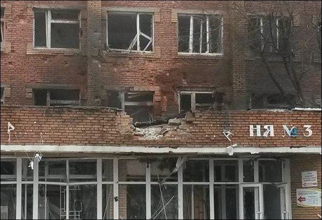 Επίθεση με ρουκέτες σε νοσοκομείο του Ντονέτσκ – ΦΩΤΟ