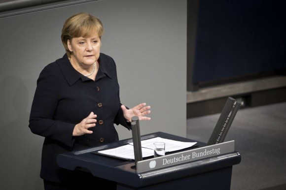 Μέρκελ: “Δεν υπάρχει ασφάλεια στη Γερμανία αν δεν υπάρχει στη Γαλλία”