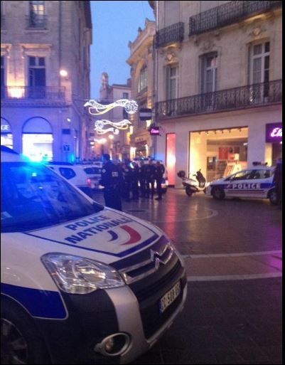 Παραδόθηκε ο δράστης του κοσμηματοπωλείου στο Μονπελιέ