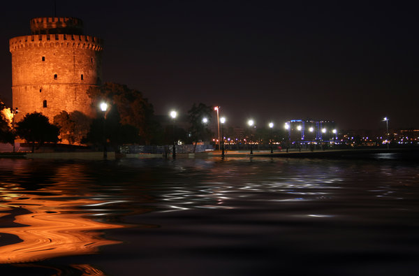 Νεκρά ψάρια στον Θερμαϊκό