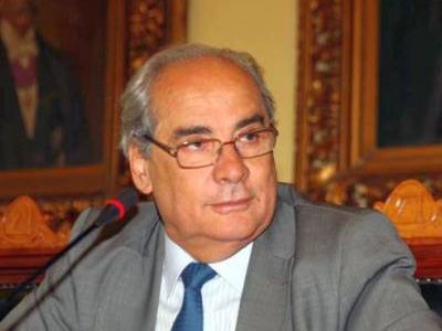 Παραιτήθηκε ο Β. Μιχαλολιάκος από το Δημοτικό Συμβούλιο Πειραιά