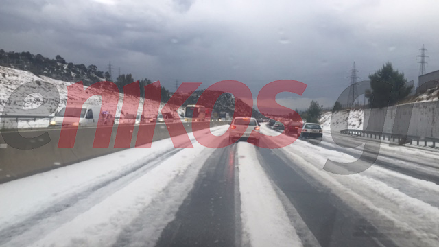 Καραμπόλα στην Αθηνών-Κορίνθου λόγω της ισχυρής χαλαζόπτωσης – ΒΙΝΤΕΟ