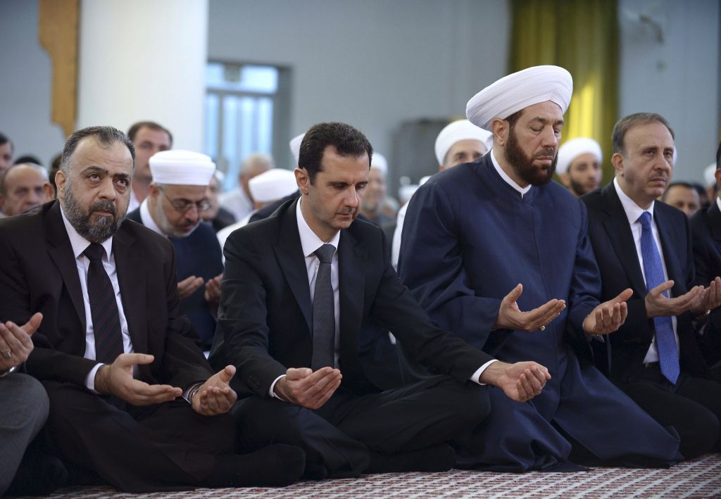 Συρία:Ο προέδρου Άσαντ προσευχήθηκε σε τέμενος της Δαμασκού