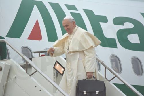 «Δρακόντεια» μέτρα για τον Πάπα Φραγκίσκο