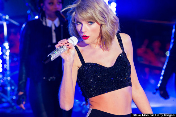 Η Τέιλορ Σουίφτ τραγούδησε στη Νέα Υόρκη – ΒΙΝΤΕΟ